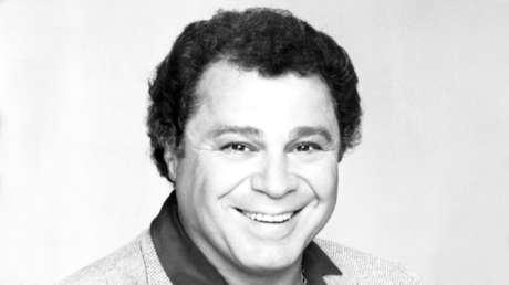Muere el actor y comediante Art Metrano, estrella de las películas 'Loca Academia de Policía'