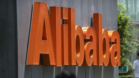Las acciones de Alibaba caen tras las noticias de que los reguladores chinos buscan crear una 'app' de préstamos separada del mayor servicio de pago