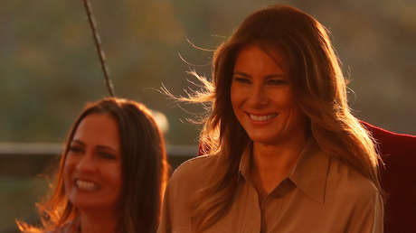 La exasistente de Melania Trump compara a la ex primera dama con "la reina María Antonieta"