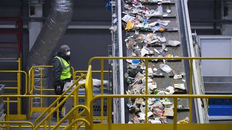 Ministro de Ecología ruso: empresas de renombre mundial engañan al Gobierno con información falsa sobre la eliminación de envases y mercancías