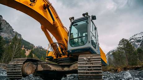 "¡Aplastemos estas cosas ahora!": Destruyen decenas de motocicletas ilegales en Nueva York (VIDEO)