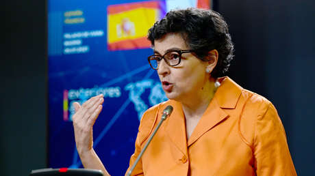 Un tribunal cita como investigada a la exministra de Asuntos Exteriores de España por la entrada al país del líder del Frente Polisario