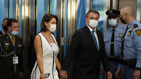 Bolsonaro afirma que su esposa se vacunó contra el covid-19 en EE.UU. y desata una avalancha de críticas en las redes