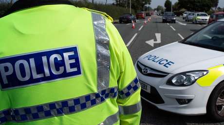 "Vengan a buscarme": la Policía británica arresta a un hombre en busca y captura que se burló de los oficiales en Facebook