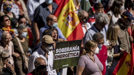 El precio de la luz imparable en España: marca un nuevo récord histórico con 189,9 euros