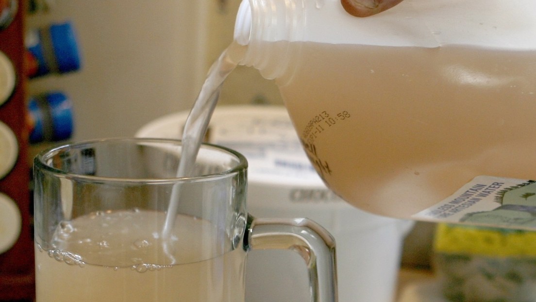 Empresa de plásticos pagará más de 23 millones de dólares por contaminar el agua con una sustancia posiblemente cancerígena en una ciudad de EE.UU.