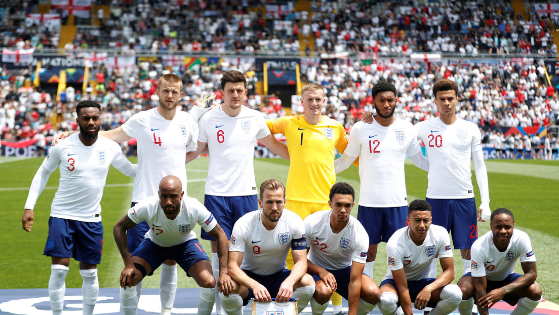 Reportan que cinco jugadores de la selección de Inglaterra se niegan a vacunarse contra coronavirus (con uno guiado por "teorías de la conspiración")