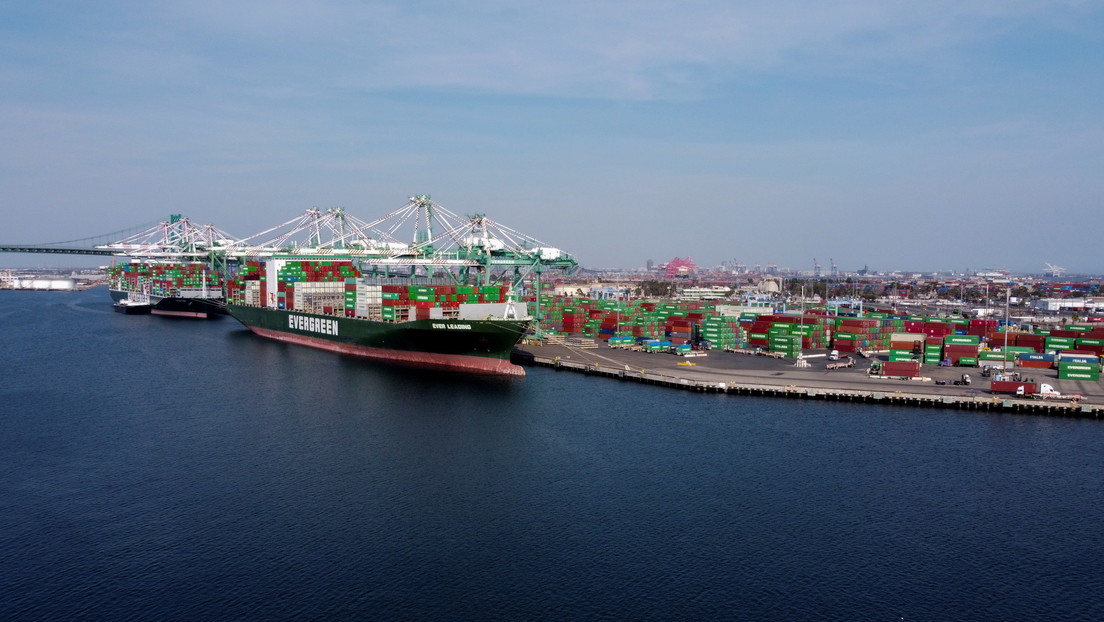 El déficit comercial de EE.UU. alcanza su récord histórico y en un 38 % es con China