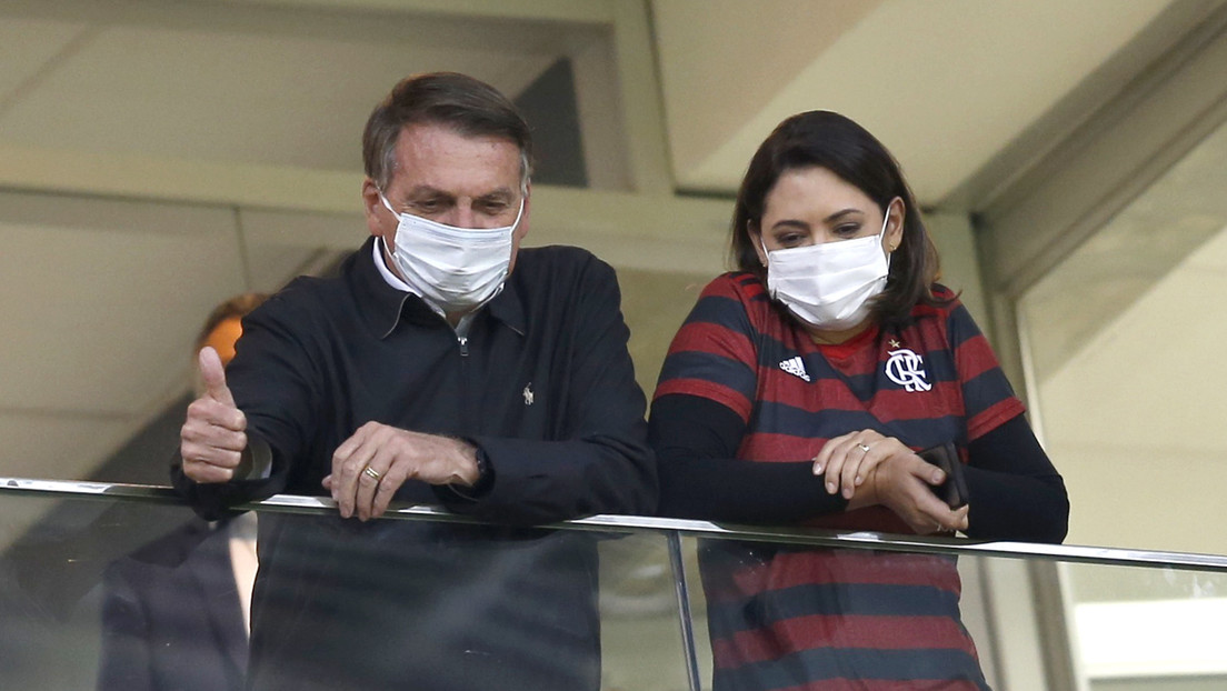 "Tengo más anticuerpos que los que se han vacunado": Bolsonaro se enfada porque no le permiten ver un partido de fútbol