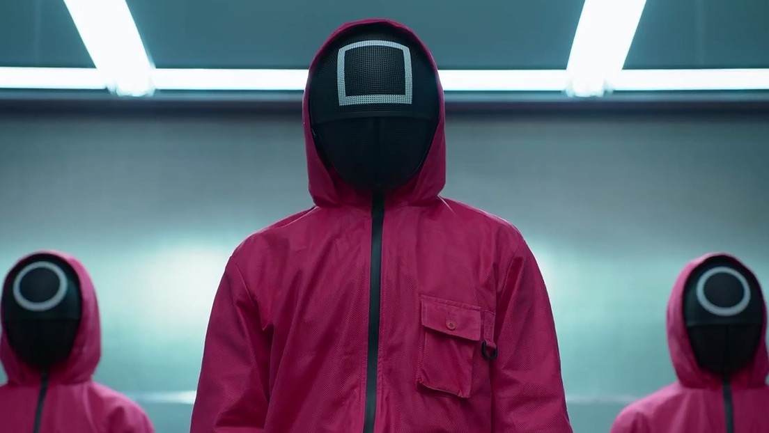 ¿Invitación a participar en 'El juego del calamar'?: una señal de tráfico con un círculo, un cuadrado y un triángulo confunde a conductores británicos