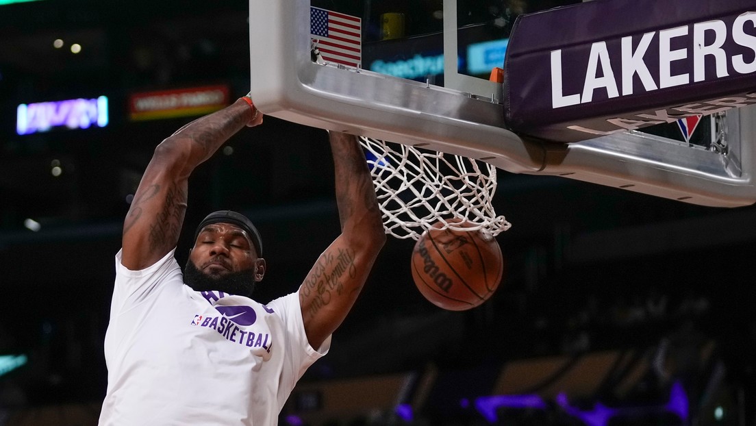 "No me gustó el final": Sorprenden a LeBron James hablando sobre la popular serie 'El juego del calamar' (VIDEO)