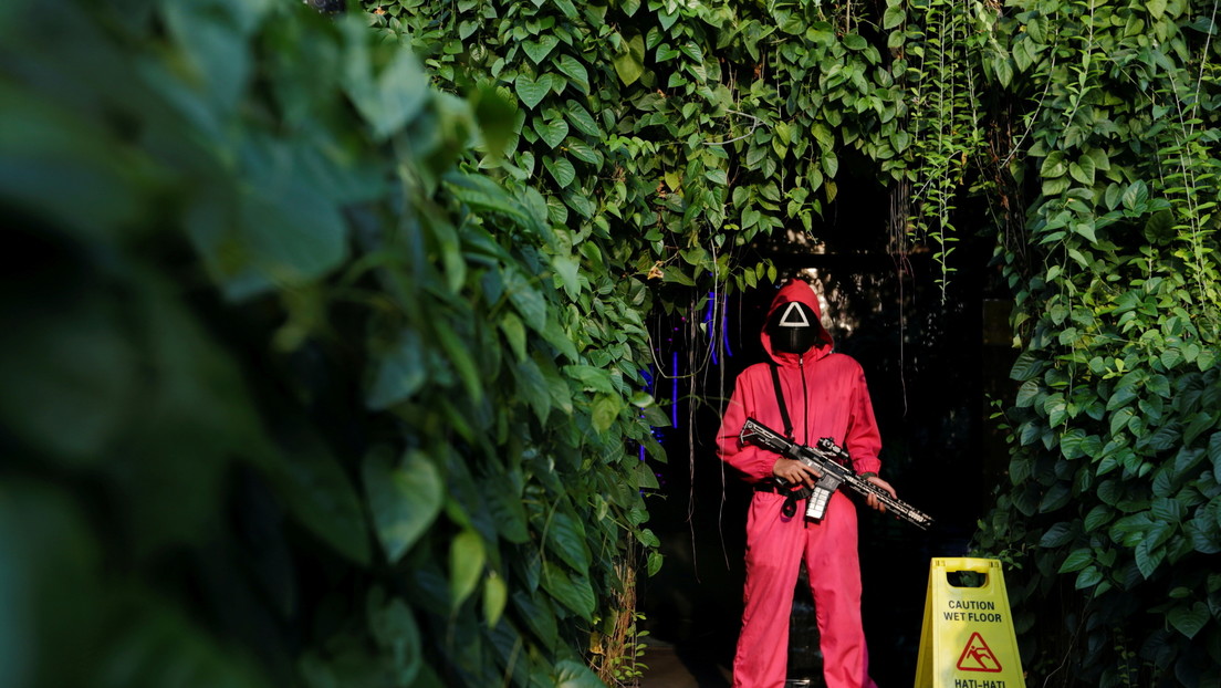 Bloomberg: Netflix calcula que gana casi 900 millones de dólares con 'El juego del calamar'