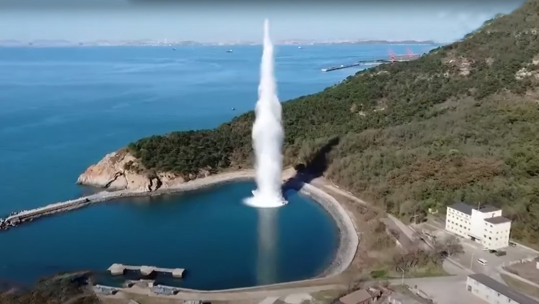 China realiza la primera prueba de explosión submarina contra un muelle y recopila valiosos datos para futuros combates (VIDEO)