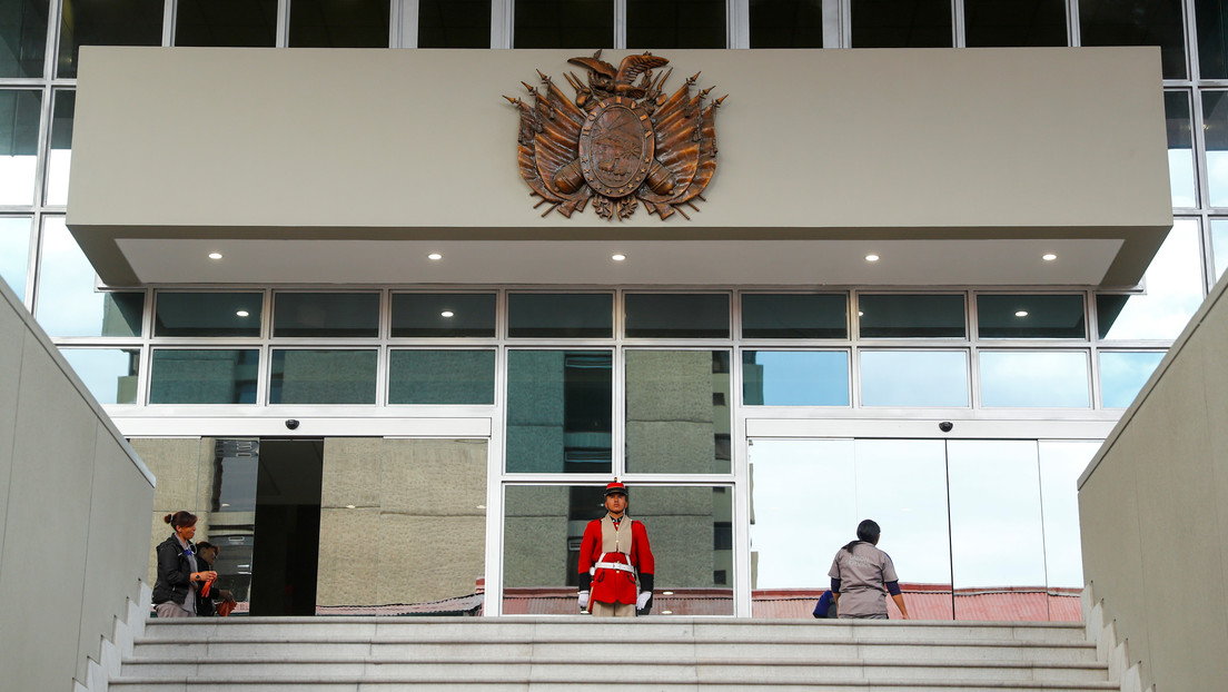 Conservación del Titicaca e integración energética: Bolivia y Perú firman diez acuerdos en su VI Gabinete Binacional