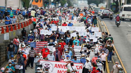 "Renuncia ya": Salvadoreños protestan en las calles de la capital contra el Gobierno de Bukele (FOTOS, VIDEOS)