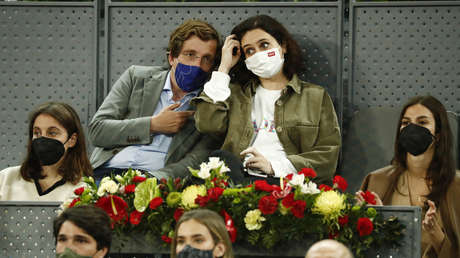 "Almeida, del árabe 'almaida'": el alcalde de Madrid se pronuncia sobre la conquista de América (y le sale el tiro por la culata)