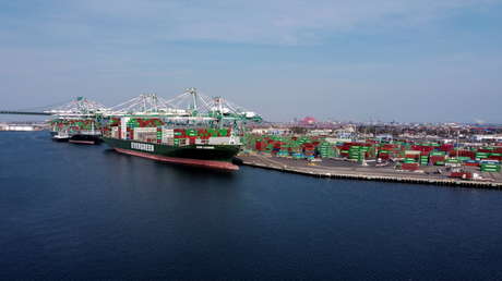 El déficit comercial de EE.UU. alcanza su récord histórico y en un 38 % es con China