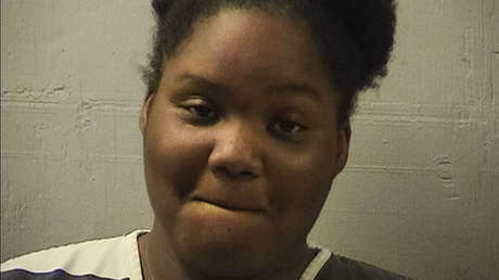 Una maestra discapacitada es brutalmente agredida en EE.UU. por una estudiante presuntamente a raíz del reto de TikTok de 'abofetear a un profesor'