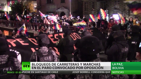 Bolivia: Bloqueos de carreteras y marchas en el paro convocado por la oposición