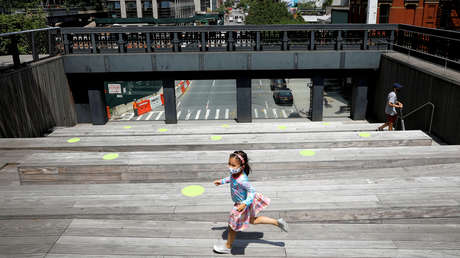 Un hombre sin hogar intenta secuestrar a una niña de tres años en Nueva York (VIDEO)