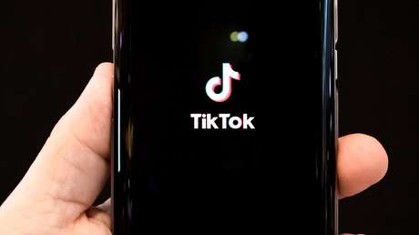 Alertan que el reto viral en TikTok 'estallido del cuero cabelludo' puede causar serios daños a la salud