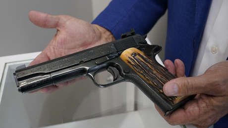 Pertenencias de Al Capone son vendidas por más de 3 millones de dólares en una subasta