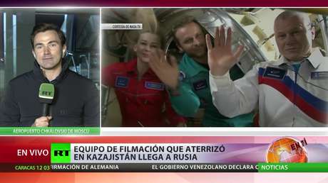Equipo de filmación en el espacio llega a Rusia tras aterrizar en Kazajistán