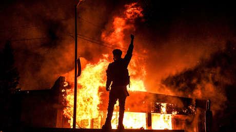 Reporteros gráficos de Rusia y Turquía comparten el Gran Premio del Concurso Andréi Stenin 2021