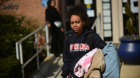 Universitarios de la capital de EE.UU. denuncian condiciones deplorables en las residencias estudiantiles