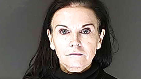 Condenan a seis años de prisión a la dueña de una guardería en EE.UU por esconder a 26 niños detrás de una pared falsa en el sótano