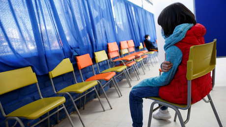 La OPS considera que los niños no son un grupo prioritario para la vacunación contra el covid-19 en las Américas