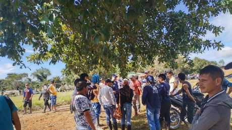 Campesinos del Norte de Santander en Colombia retienen a 180 soldados del Ejército en rechazo a la erradicación forzada de plantaciones de coca