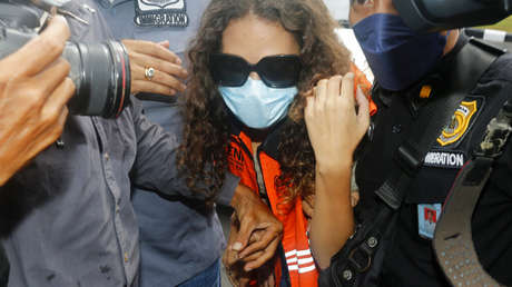 Liberan a una estadounidense condenada por ayudar a matar a su madre y esconder su cuerpo en el maletero de un taxi