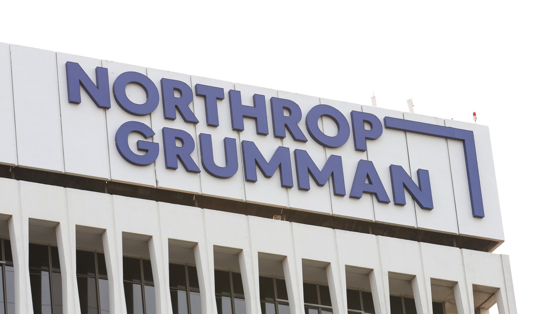 Dos posibles cazas estadounidenses de sexta generación 'asoman el morro' en un hangar 'secreto' de Northrop Grumman (VIDEO)