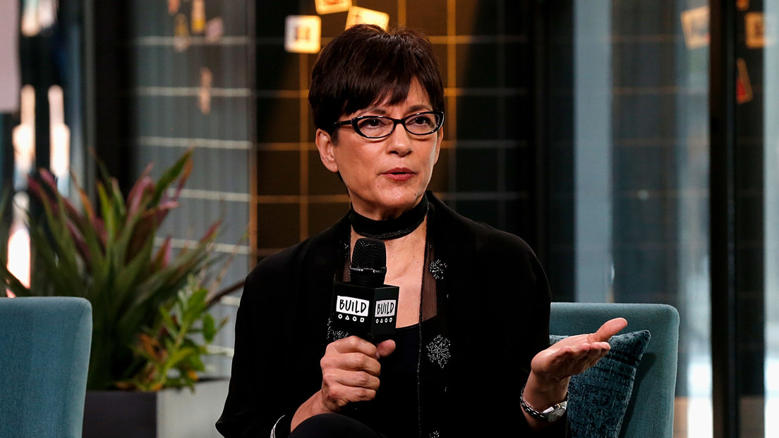 Netflix elimina un personaje de una serie después de que una actriz denunciara que representaba prejuicios nacionalistas hacia los latinoamericanos