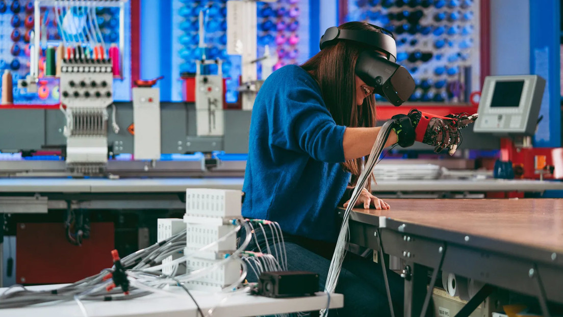¿Cómo tocar el mundo virtual?: Meta está desarrollando guantes hápticos de alta tecnología para facilitar la interacción en el metaverso