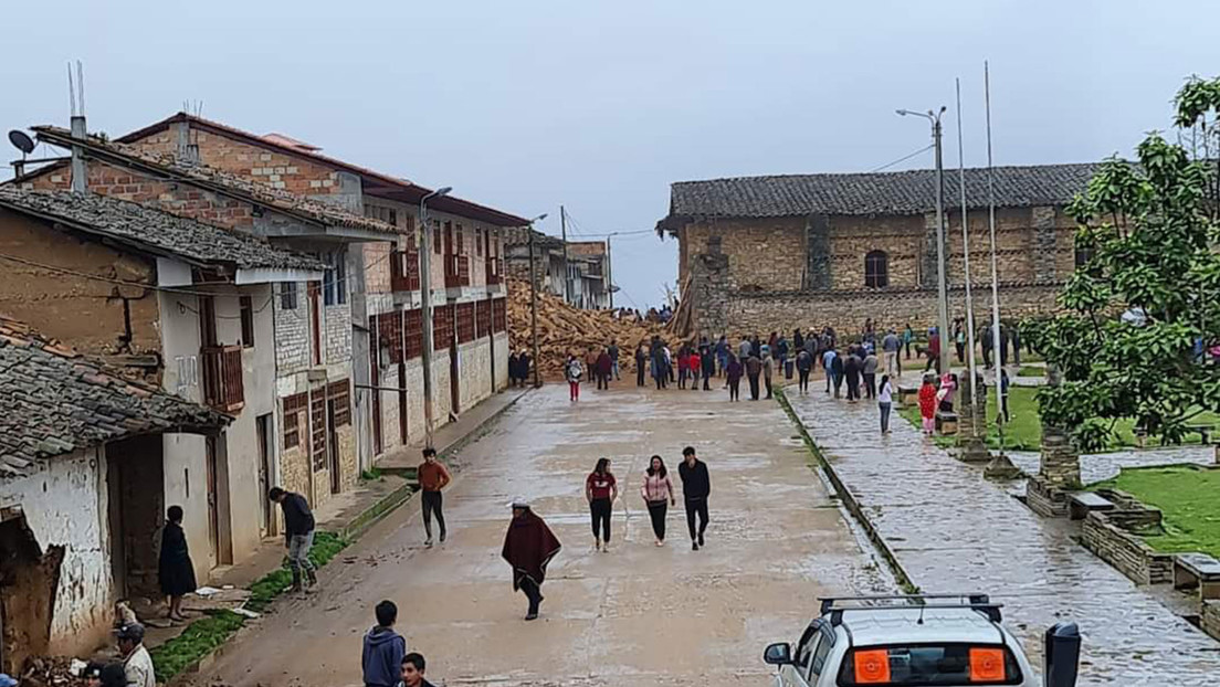 Se derrumba la torre de la histórica iglesia de La Jalca Grande tras un fuerte sismo en Perú