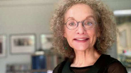 Detienen en EE.UU. a una 'profesora del año', acusada de golpear a una alumna que criticó que le otorgaran el premio