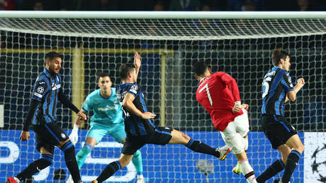 "Es ilegal, extraterrestre": Cristiano Ronaldo vuelve a salvar al Manchester United en la Champions en el tramo final del partido