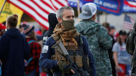 La Corte Suprema de EE.UU. cuestiona el límite al porte de armas, pese al auge de protestas y violencia en las calles