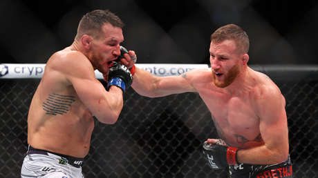 ¿Una nueva pelea clásica de las MMA? Justin Gaethje vence a Michael Chandler en un espectacular y brutal combate y ambos son hospitalizados