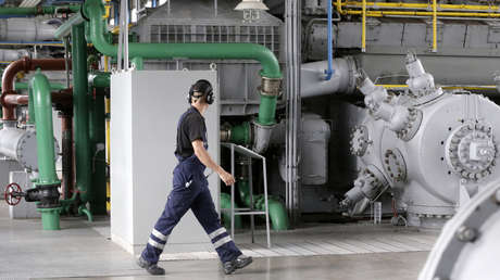 Gazprom empieza a bombear gas a cinco depósitos subterráneos europeos