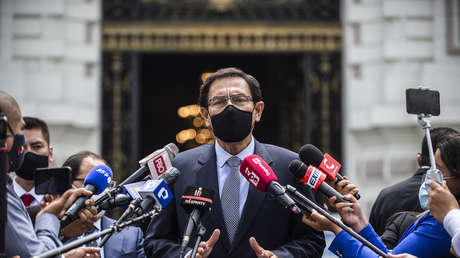 El expresidente peruano Martín Vizcarra presenta un nuevo partido político a pesar de su inhabilitación durante 10 años