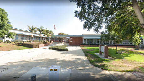 Despiden a una profesora en California por asegurar ante sus alumnos que Trump sigue siendo el presidente de EE.UU.