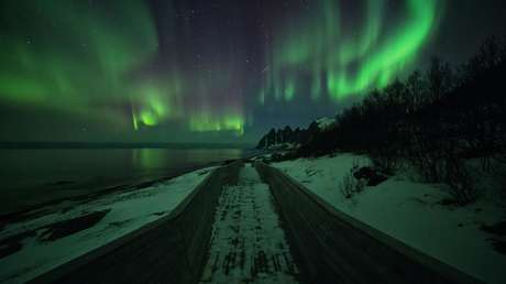 Científicos advierten de tormentas solares "caníbales" que se dirigen hacia la Tierra