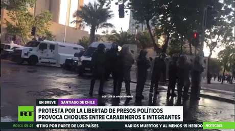 Chile: Protesta por la libertad de presos del estallido social acaba en choques con los carabineros