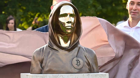 El creador del bitcóin se habría convertido en la 15.ª persona más rica del mundo