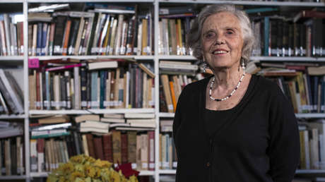 La escritora mexicana Elena Poniatowska sobre el robo en su casa: "No le interesó al ladrón ni un solo libro"