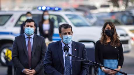 La Contraloría de Chile confirma "responsabilidades administrativas" del ministro del Interior por viajes injustificados cuando era alcalde