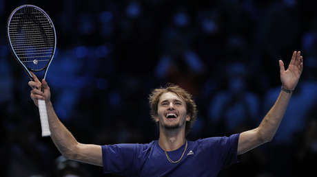 El tenista alemán Alexander Zverev se corona campeón de las Nitto ATP Finals al derrotar a Daniil Medvédev